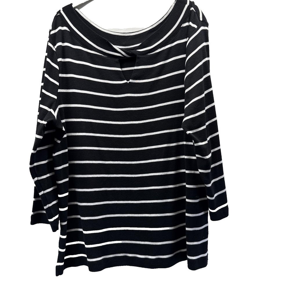 Chicos Womens Top Size XL Black White Stripe Peep Hole Neckline 3/4 Sleeve Slits